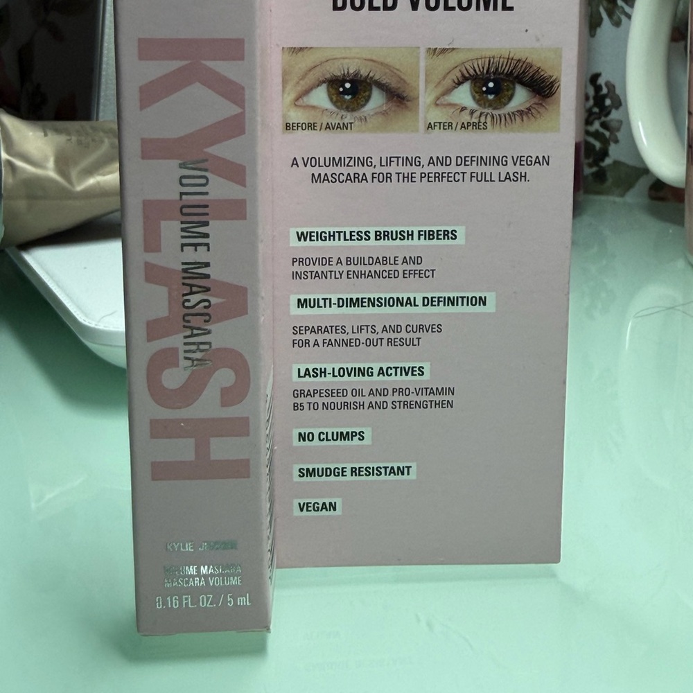 Kylie Cosmetics Volume Mascara - Black